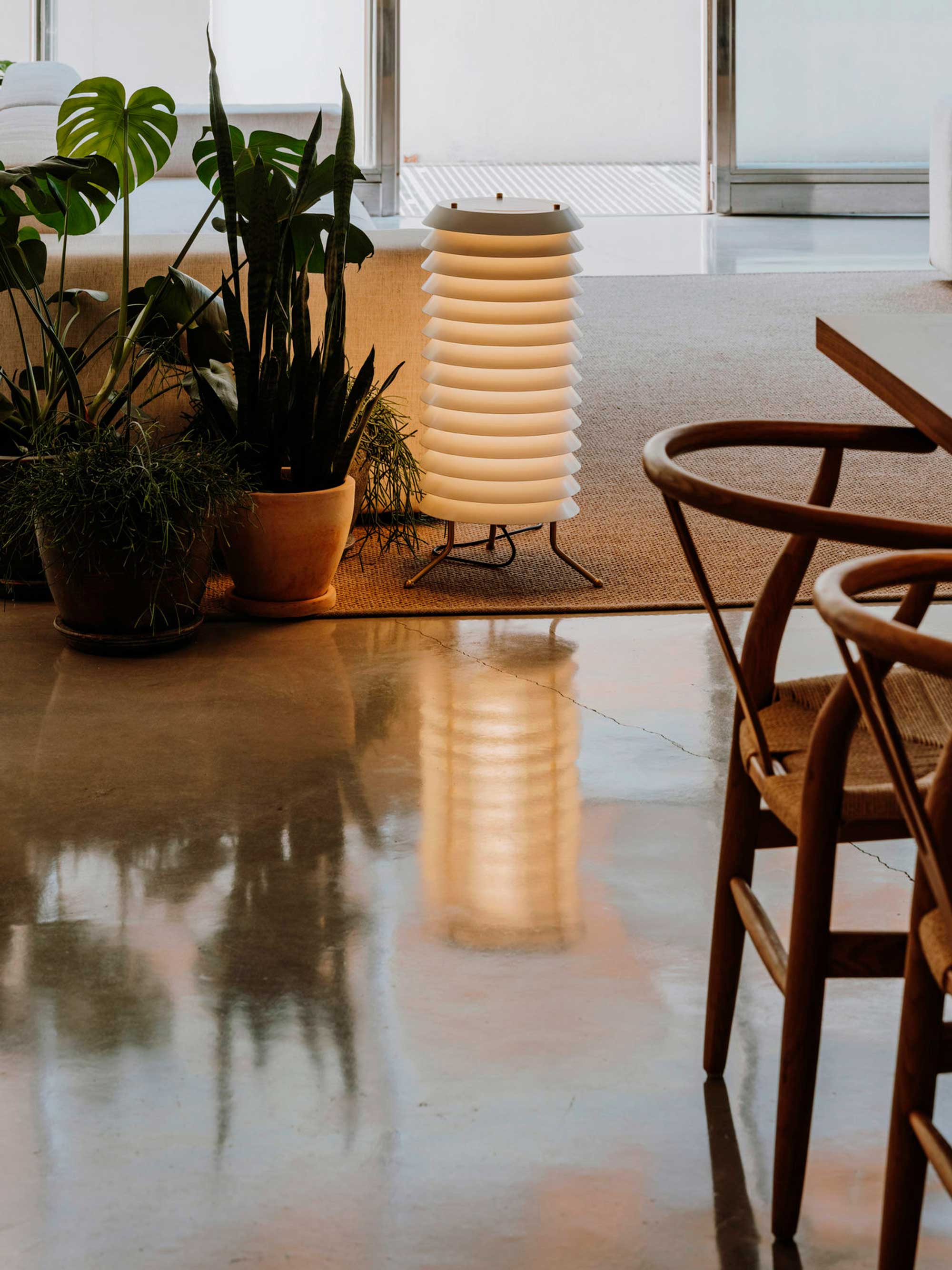 Iluminación de diseño Santa & Cole española en Nomad Interiors