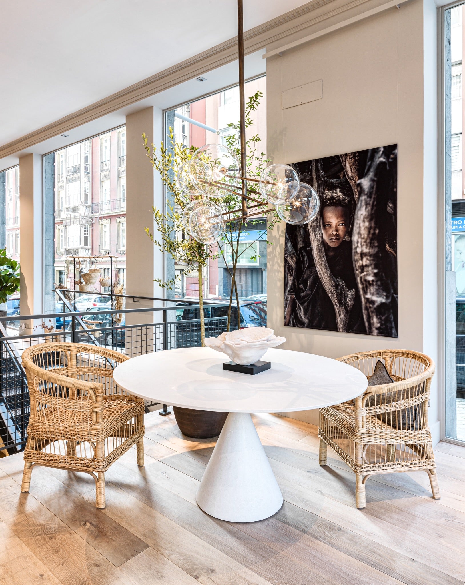 Mobiliario italiano contemporáneo Desalto en Nomad Interiors