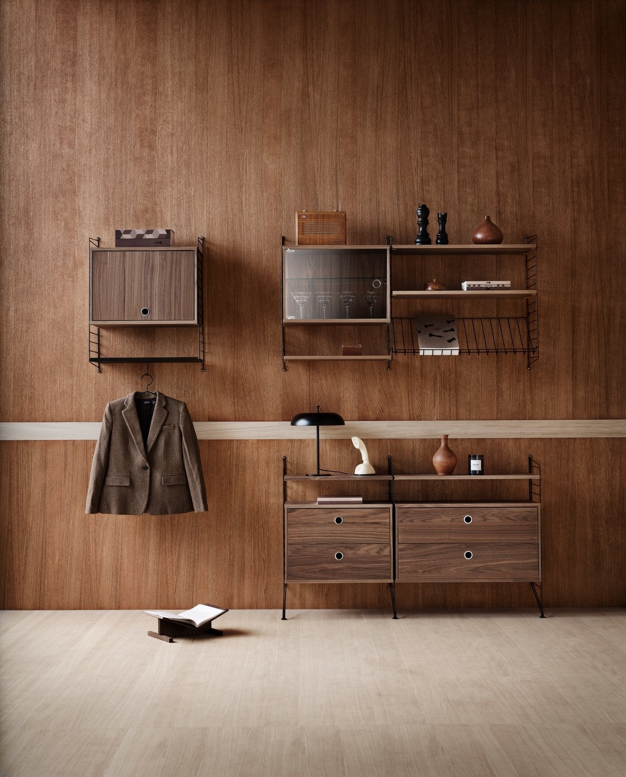 Sistema de estantería modular String Furniture en Nomad Interiors