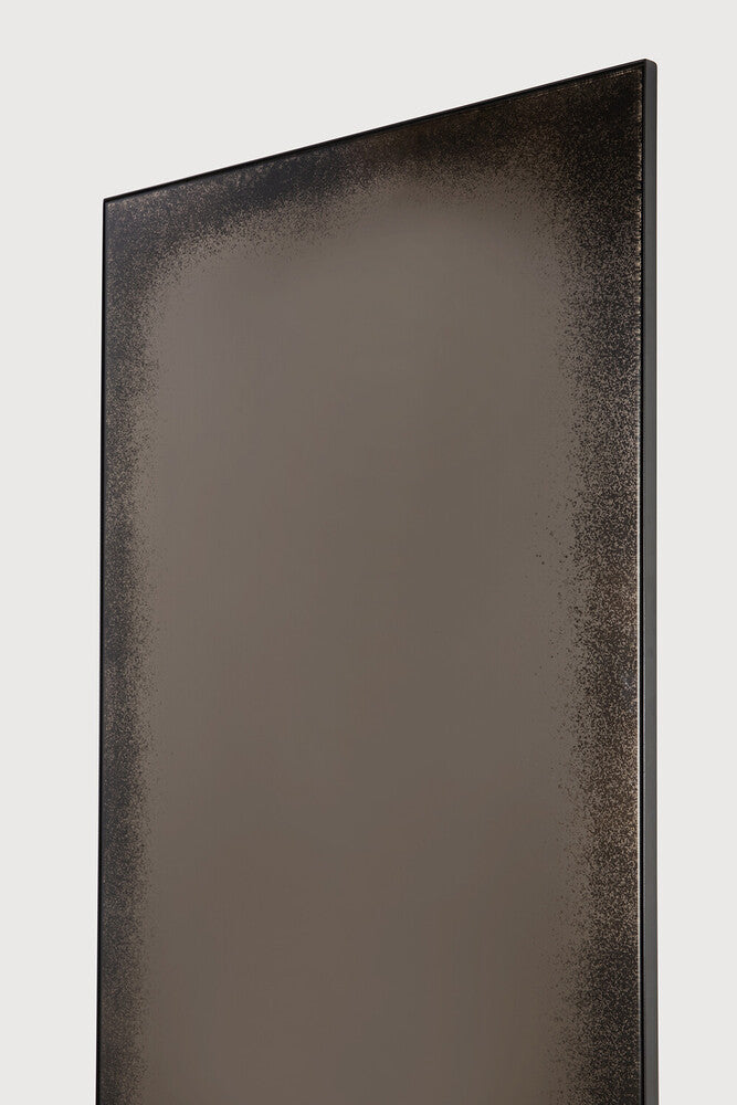 Espejo Aged Bronze rectangular muy envejecido de Ethnicraft - vista 8 | Nomad Interiors