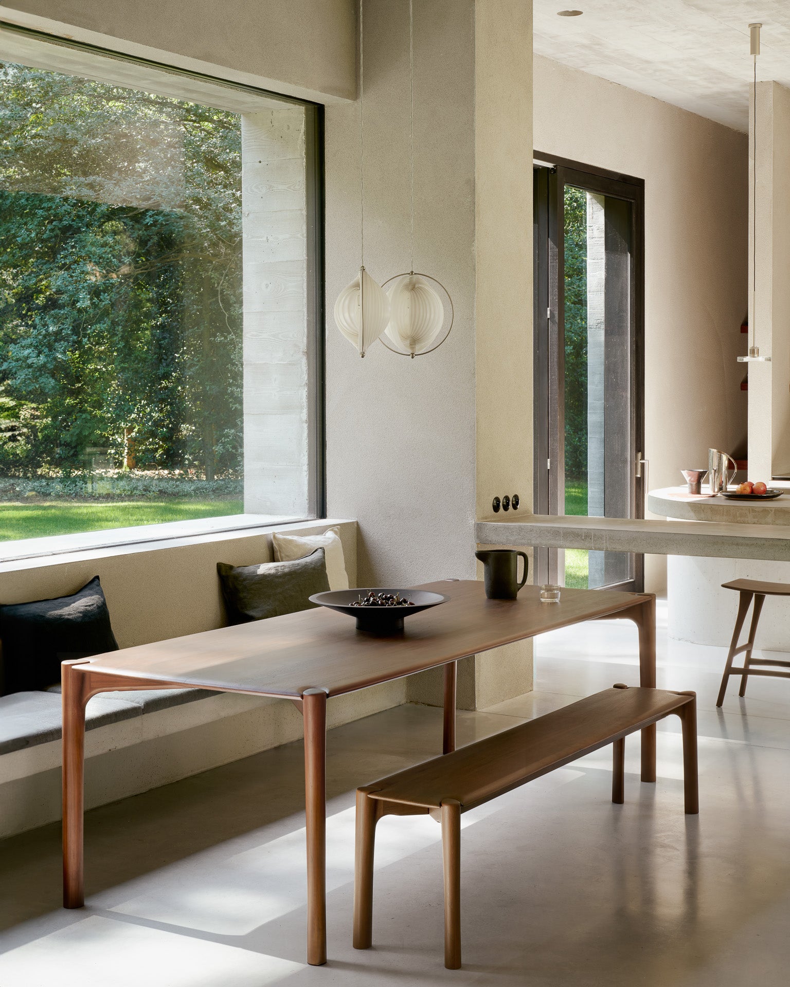 Banco Pi Teca Marrón de Ethnicraft - vista 11 | Nomad Interiors