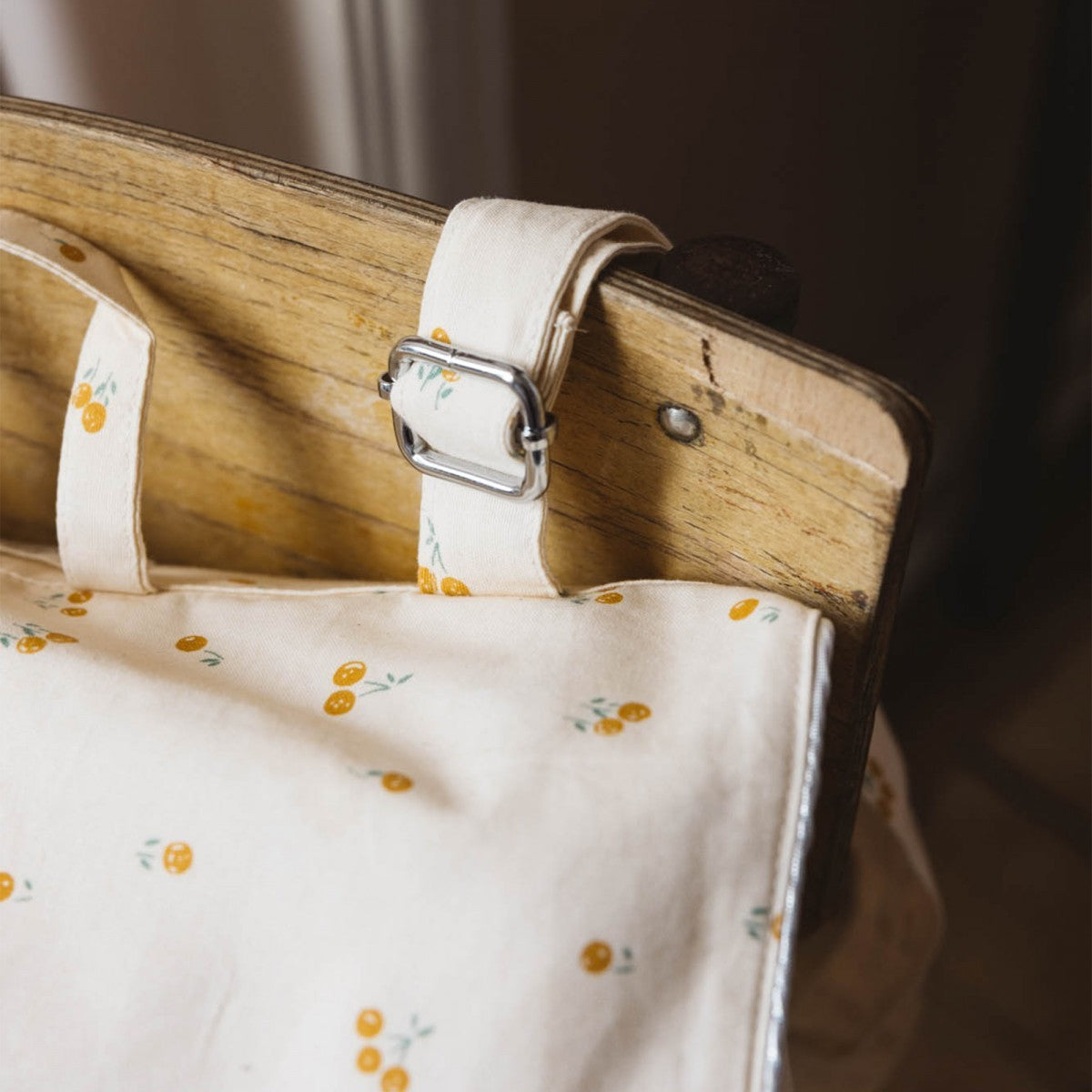 Mochila Blossom Safran en algodón de Gabrielle Paris - textura | Nomad Interiors