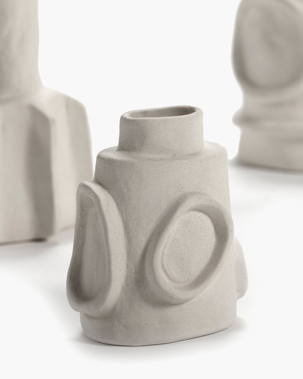 Vase ass/6 beige Molly de Serax - vista lateral | Nomad Interiors