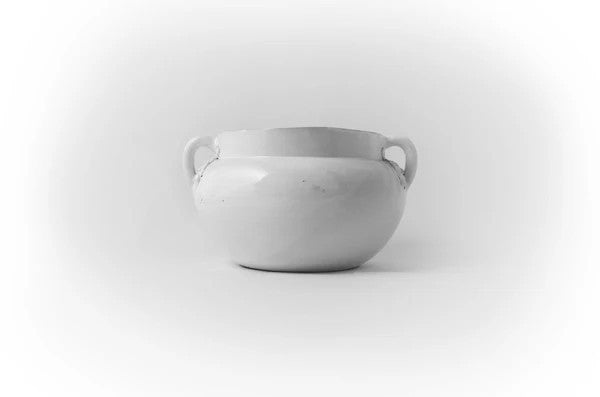 Marie-Antoinette Round Vase en cerámica de Nomad Home - ambiente