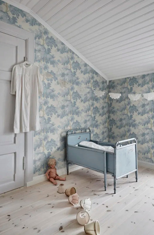Papel Raphaël Light Blue - por rollo en lino y madera de Nomad Home - ambiente