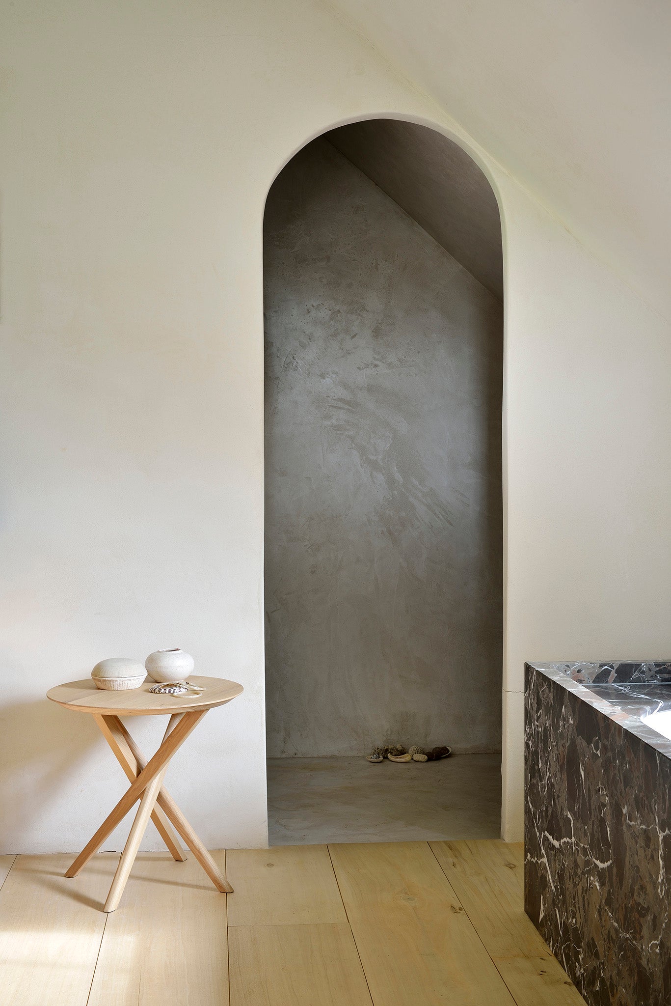 Mesa Auxiliar Mikado en roble de Ethnicraft - vista 8 | Nomad Interiors