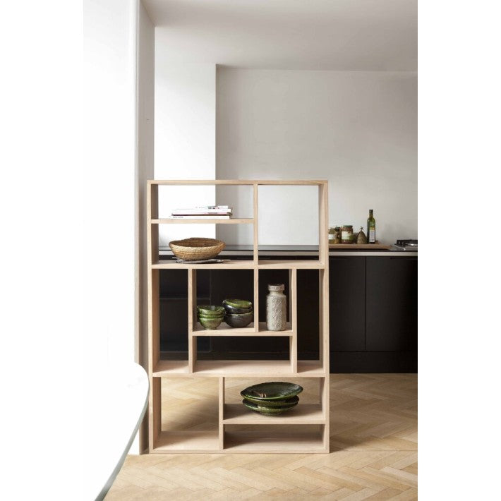 Estantería M Roble de Ethnicraft - detalle | Nomad Interiors