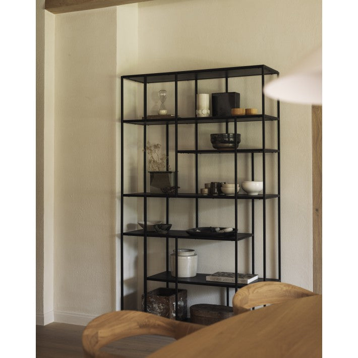Estantería Studio en teca de Ethnicraft - detalle | Nomad Interiors