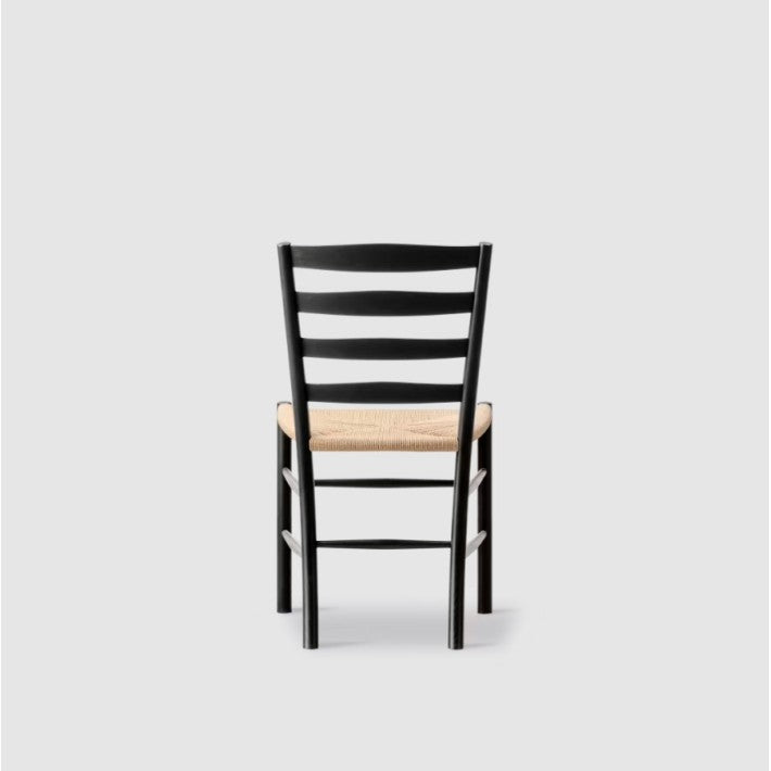 Klint Chair Negro en madera de Fredericia - ambiente | Nomad Interiors