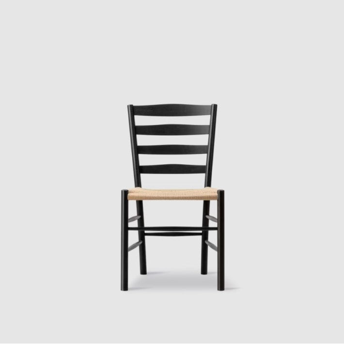 Klint Chair Negro en madera de Fredericia - vista 7 | Nomad Interiors