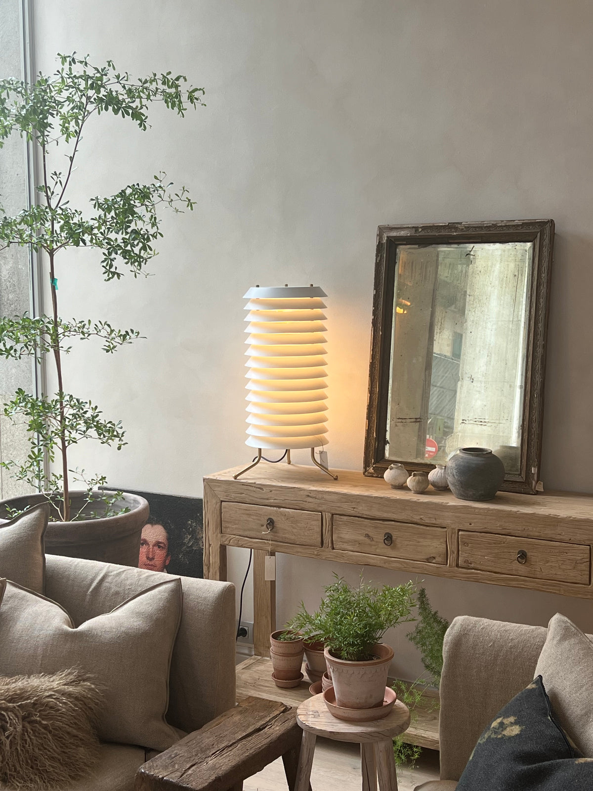 Lámpara Maija de Santa Cole - detalle | Nomad Interiors