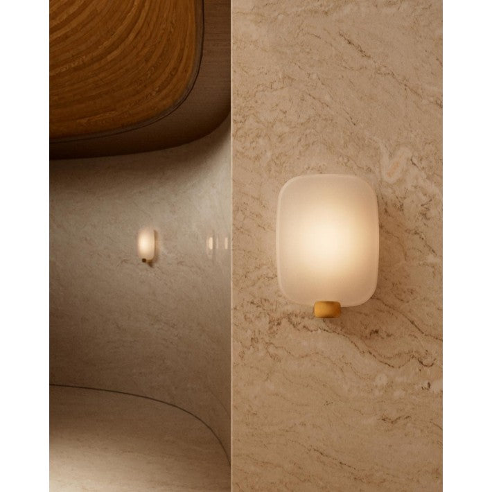 Light Me Tender Vertical de DCW Editions - detalle | Nomad Interiors