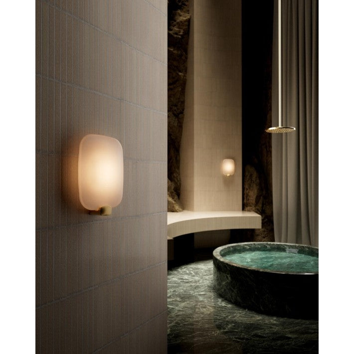 Light Me Tender Vertical de DCW Editions - textura | Nomad Interiors