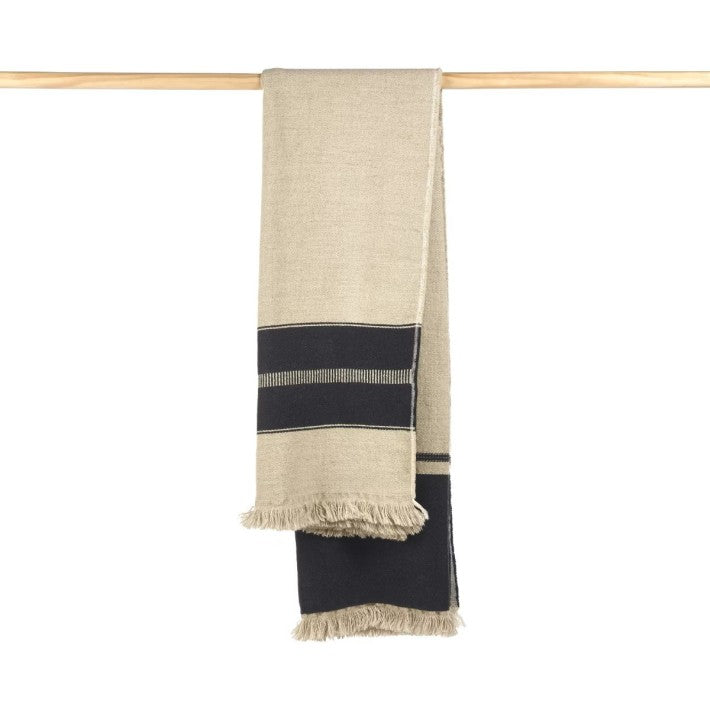 Marshall Throw en lino y lana de LIBECO - textura | Nomad Interiors
