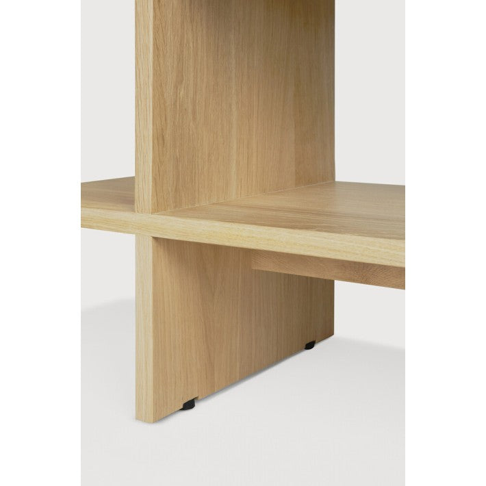 Mesa auxiliar Kabuki en roble y madera de Ethnicraft - textura | Nomad Interiors