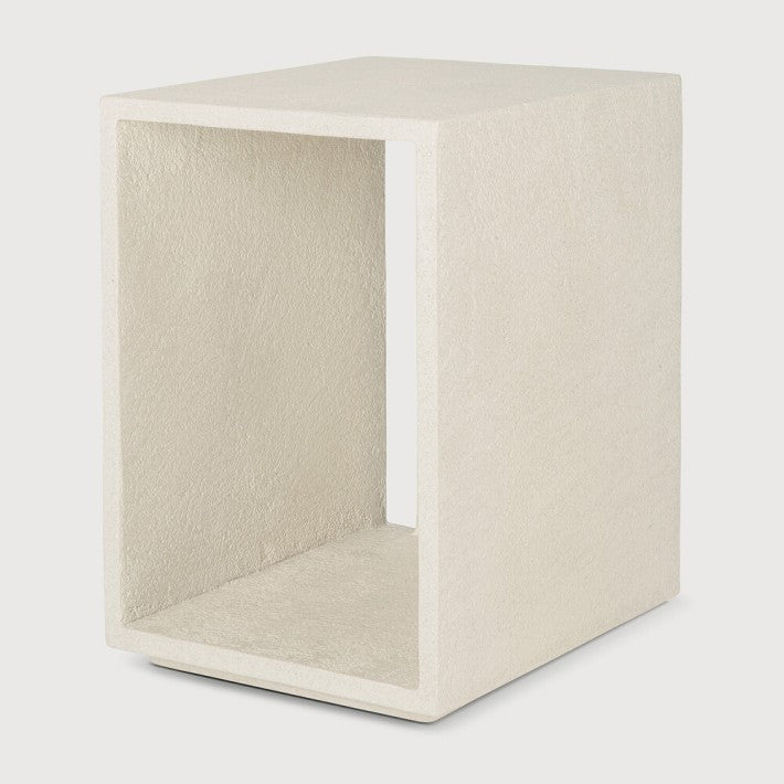 Mesita de noche Elements en piedra de Ethnicraft - vista lateral | Nomad Interiors