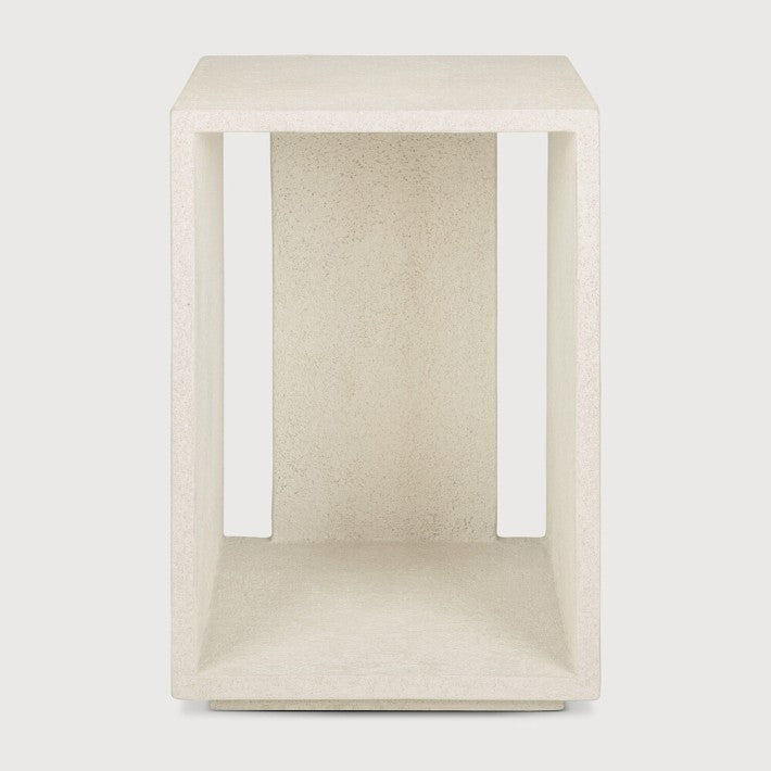 Mesita de noche Elements en piedra de Ethnicraft | Nomad Interiors