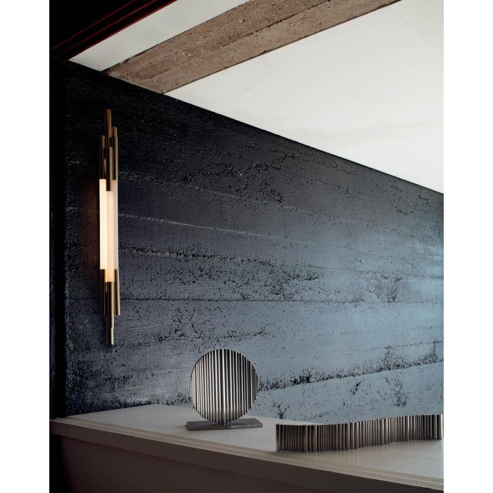 Org  Wall W 1500 en lino y cristal de DCW Editions - textura | Nomad Interiors
