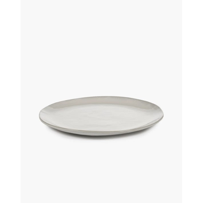 Serving Plate Off-White de Serax - detalle | Nomad Interiors