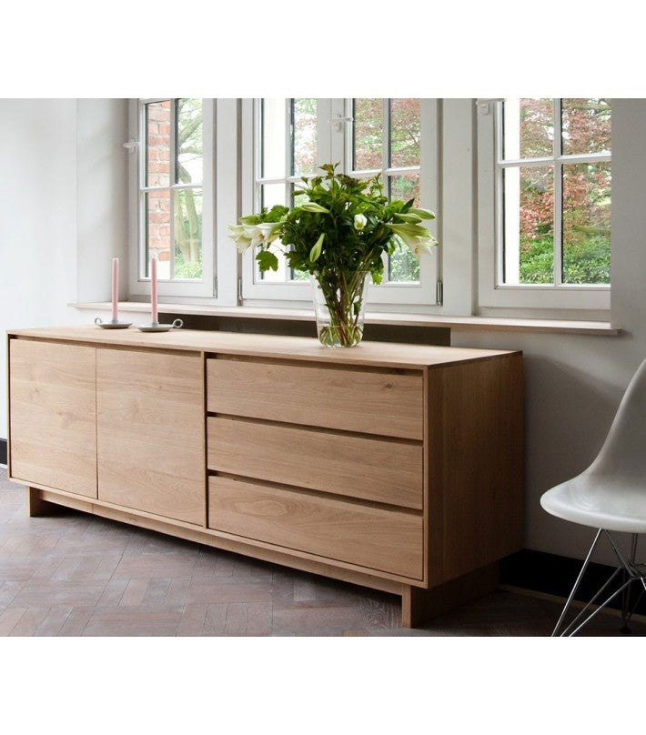 Aparador Wave L Roble de Ethnicraft - vista 10 | Nomad Interiors
