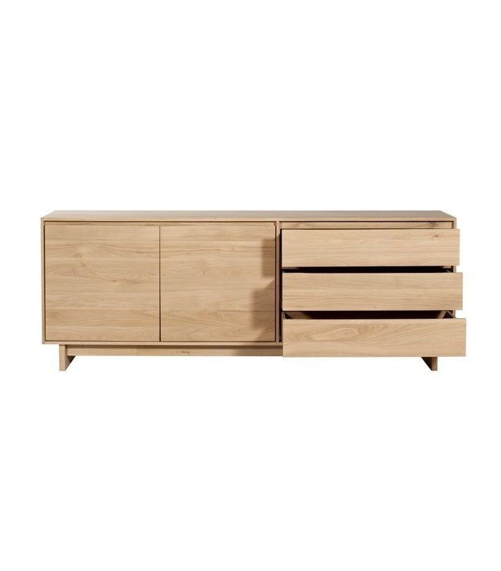 Aparador Wave L Roble de Ethnicraft - ambiente | Nomad Interiors