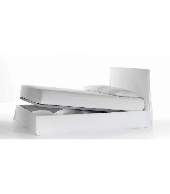 Cama Ghost 80E en fibra natural de Gervasoni - ambiente | Nomad Interiors
