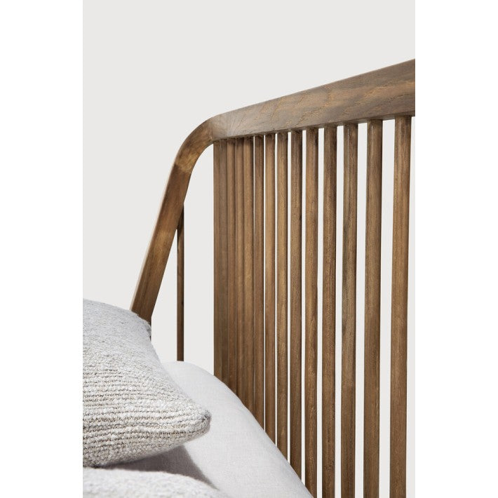 Cama Spindle Teca de Ethnicraft - vista 6 | Nomad Interiors