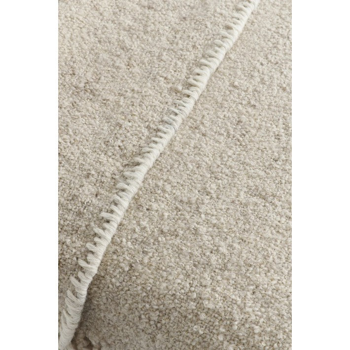 Coverlet no.01 en lana de Cappelen Dimyr - vista lateral | Nomad Interiors