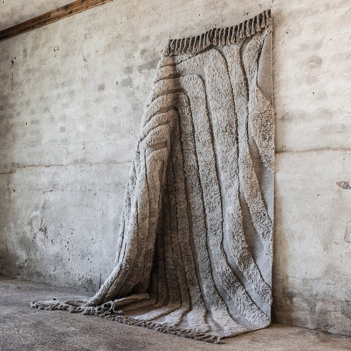 Cappelen Dimyr No. 4 en lana y piedra - ambiente | Nomad Interiors