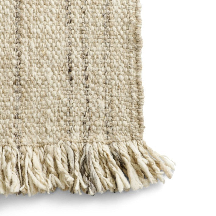 Colonnade No.06 en lana de Cappelen Dimyr - vista lateral | Nomad Interiors