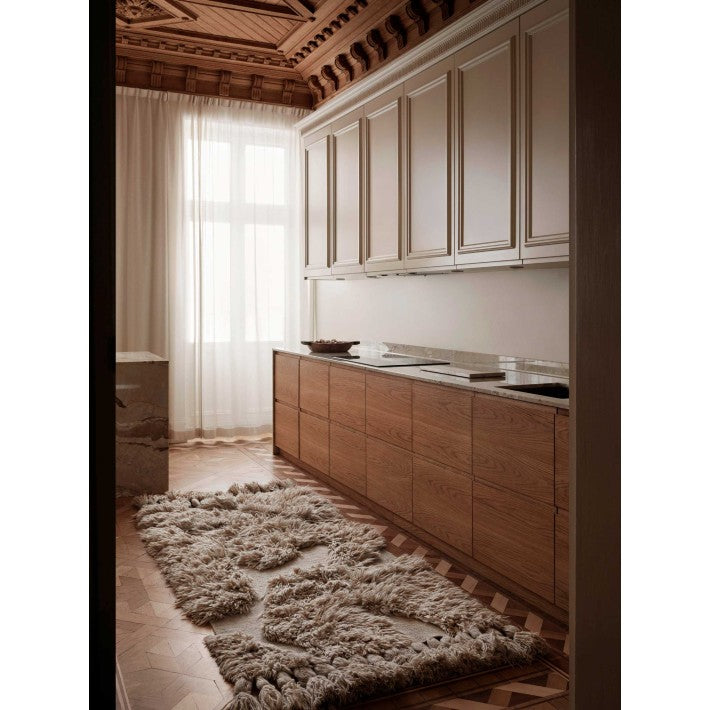 Colonnade No.02 en lana de Cappelen Dimyr - vista lateral | Nomad Interiors