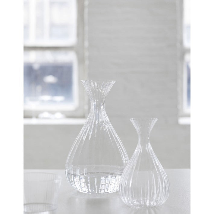 Carafe XS Inku en cristal y vidrio de Serax - ambiente | Nomad Interiors