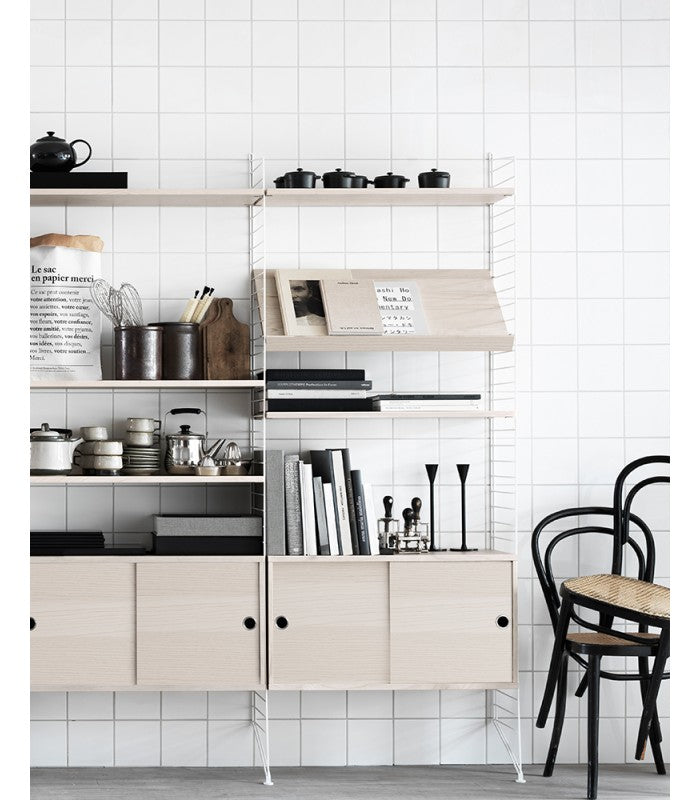 Composición String 02 de String Furniture - ambiente | Nomad Interiors