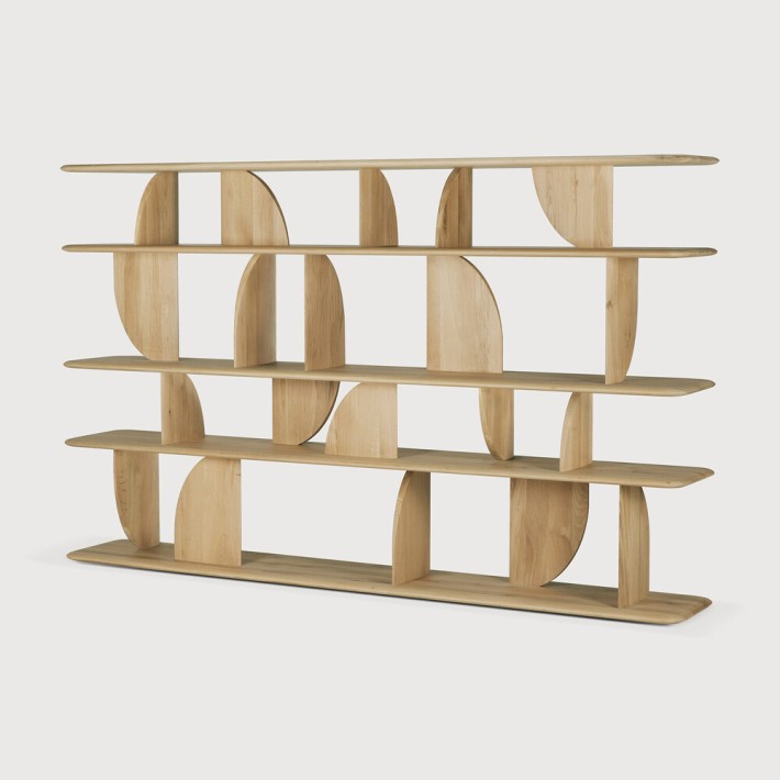 Estantería Geometric en roble de Ethnicraft - ambiente | Nomad Interiors
