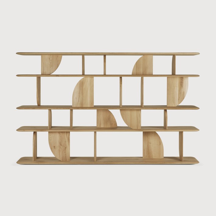 Estantería Geometric en roble de Ethnicraft - vista lateral | Nomad Interiors