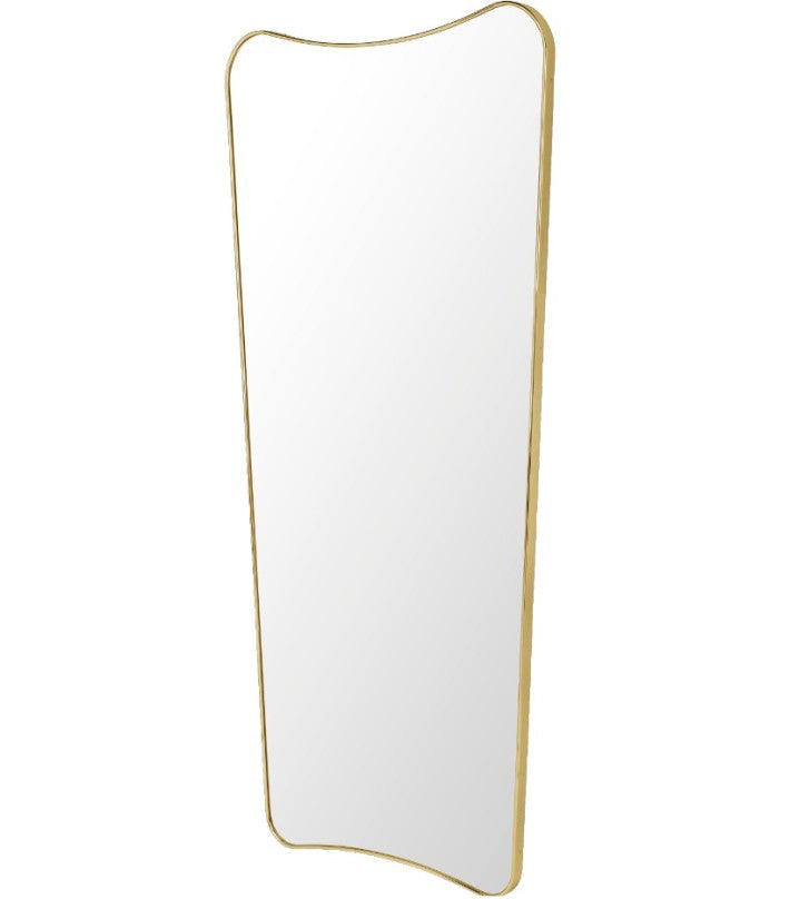 F. A. 33 Mirror L de Gubi - vista lateral | Nomad Interiors