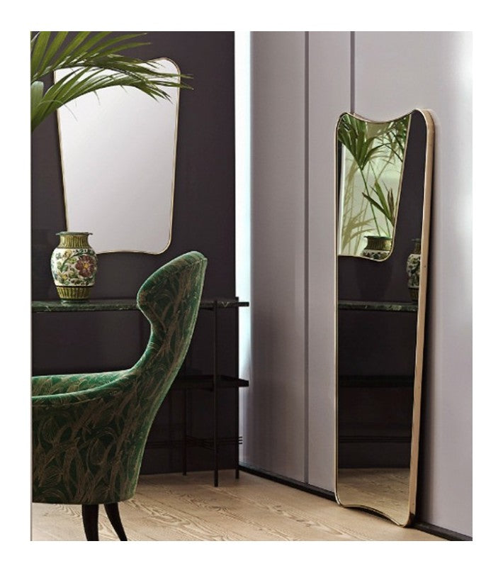 F. A. 33 Mirror L de Gubi - vista 7 | Nomad Interiors