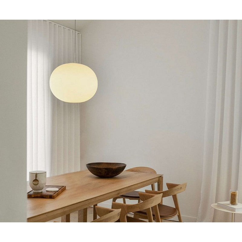 Lámpara Glo-ball Suspensión en acero y cristal de Flos - detalle | Nomad Interiors