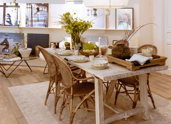 Pure Dining Table
