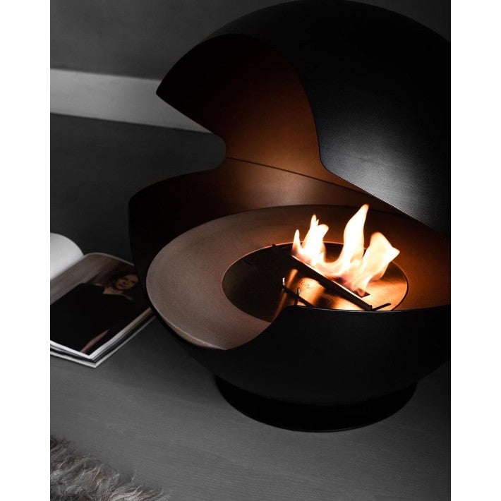 Chimenea Globe Vauni en hierro - vista 9 | Nomad Interiors
