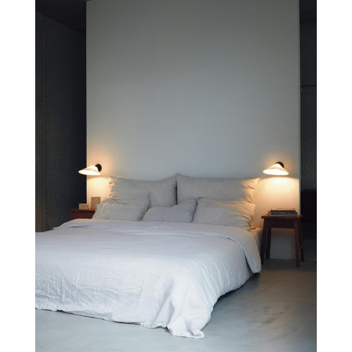 Lámpara Plume Negro en lana y porcelana de DCW Editions - vista 7 | Nomad Interiors
