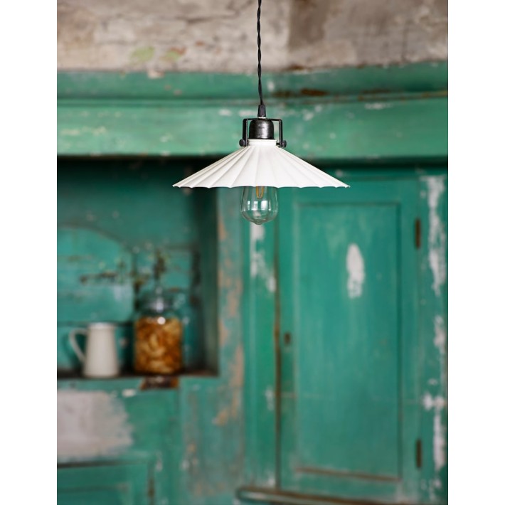 Lámpara Antik Blanca de Nomad Home - ambiente