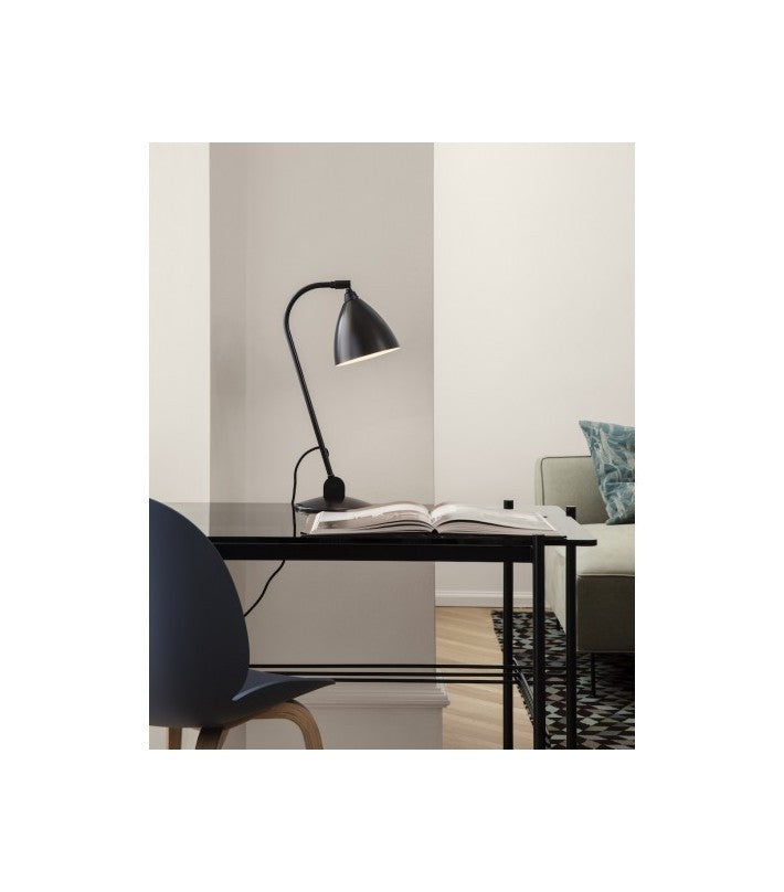 Lámpara Bestlite BL2 Cromo de Gubi - vista lateral | Nomad Interiors