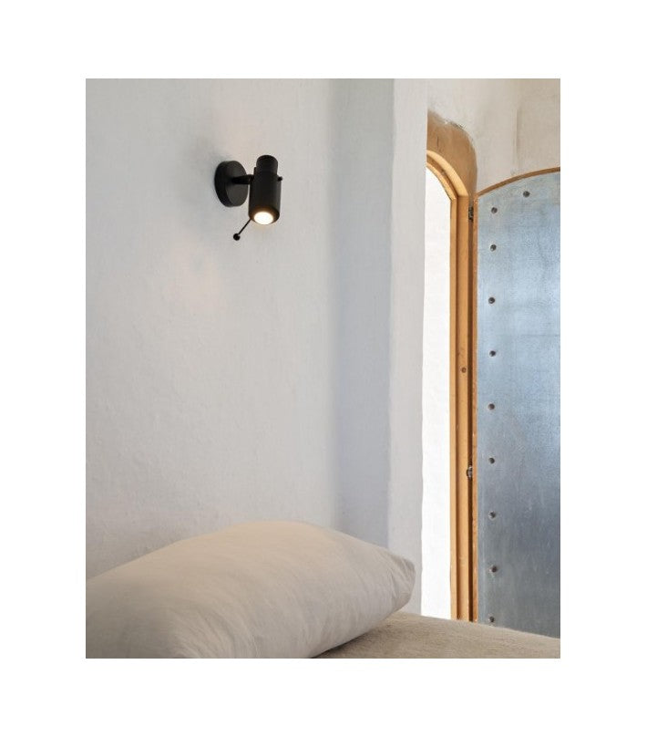 Lámpara Biny en latón de DCW Editions - detalle | Nomad Interiors