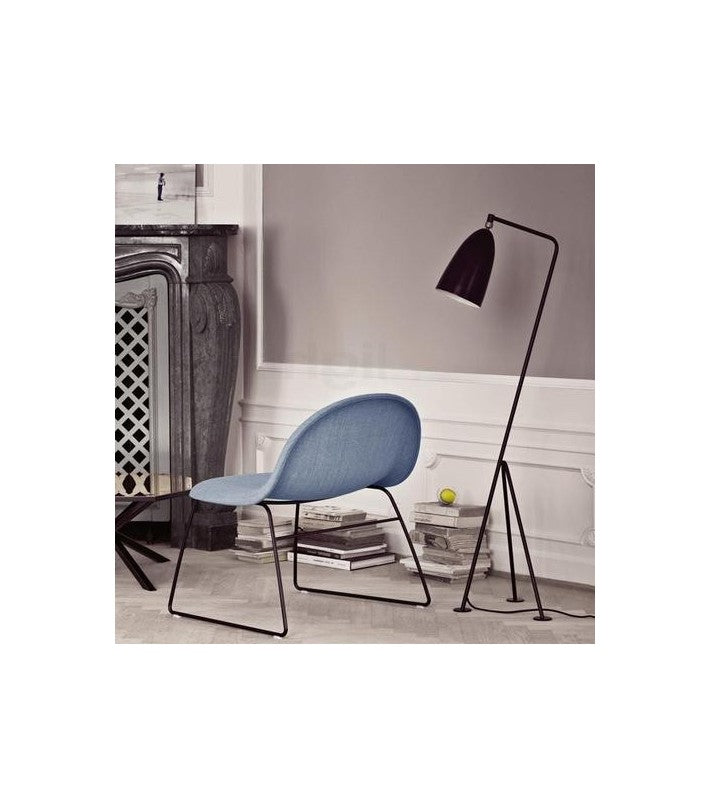Lámpara Gräshoppa Floor de Gubi - vista 7 | Nomad Interiors