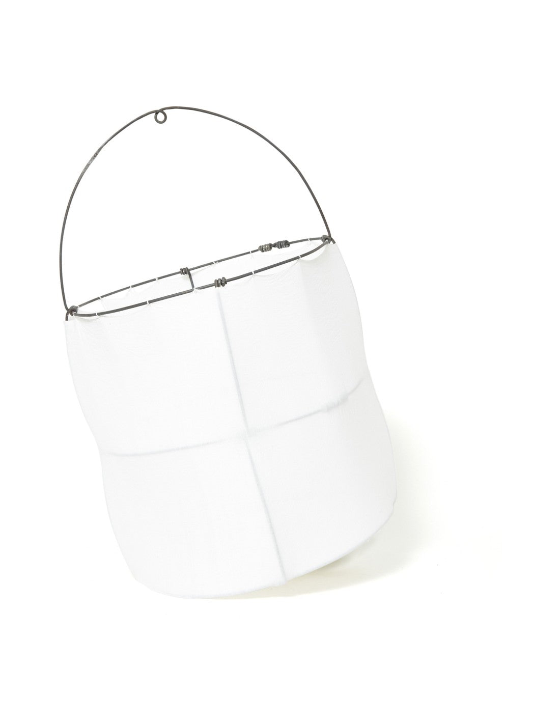 Lámpara Koushi White en algodón y lana de Maison de Vacances - vista lateral | Nomad Interiors