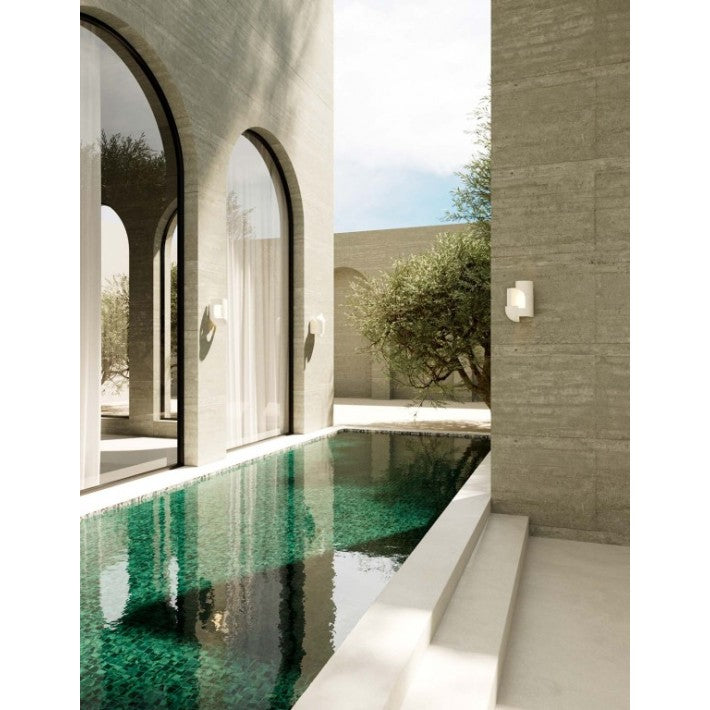 Aplique de Exterior Soul Story 1 en piedra de DCW Editions - vista lateral | Nomad Interiors