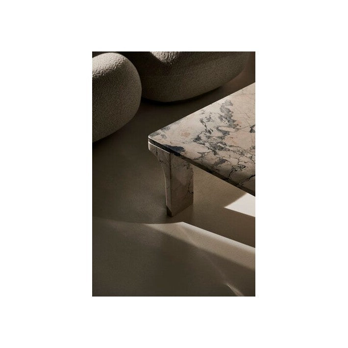 Doric Coffee Table 80 cm en mármol y piedra de Gubi - vista 8 | Nomad Interiors