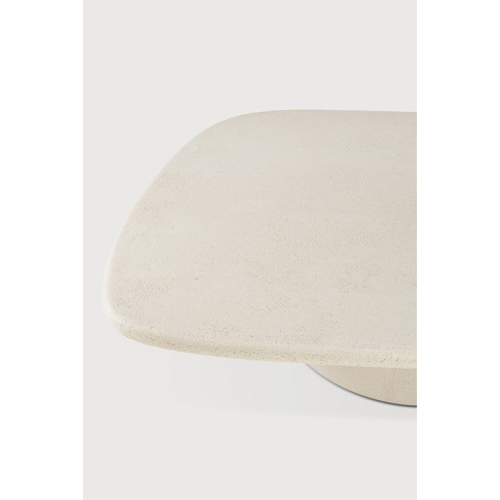 Mesa de Centro Elements en piedra de Ethnicraft - ambiente | Nomad Interiors