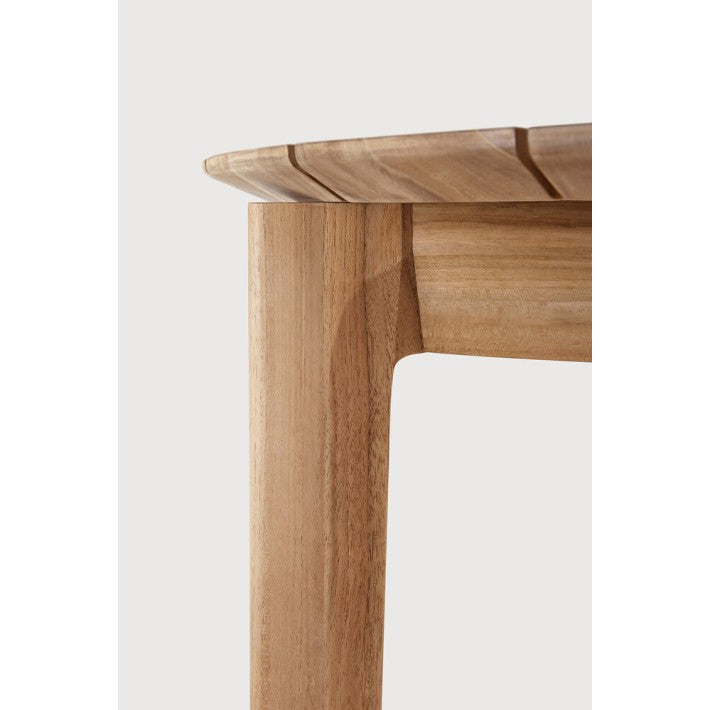 Mesa de jardín Bok en teca de Ethnicraft - ambiente | Nomad Interiors